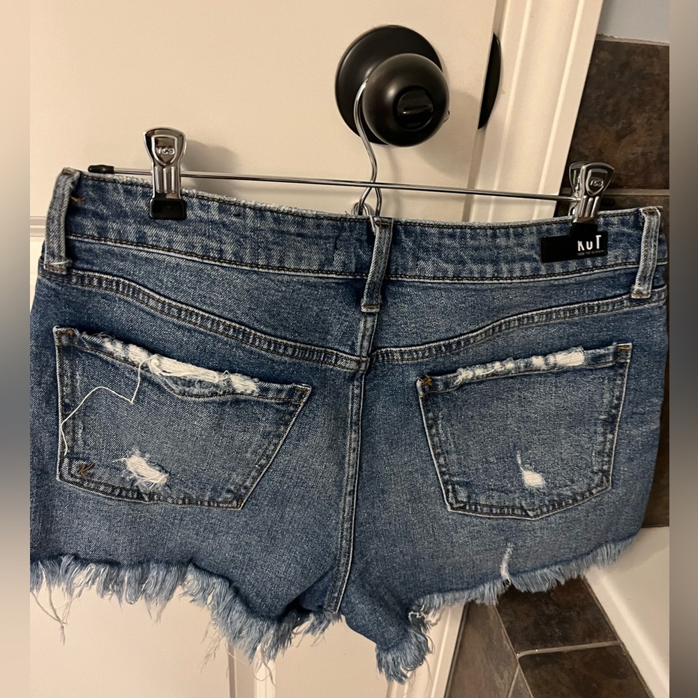 Size 6 Kut from the kloth denim shorts. Worn once. EUC.